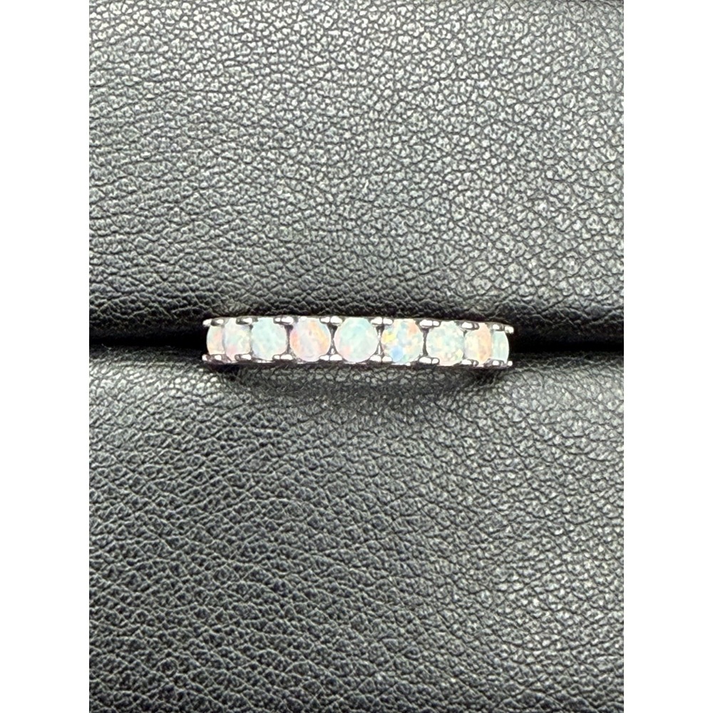 New Condition Sterling Silver Lab Opal Band Ring Size 7 J28